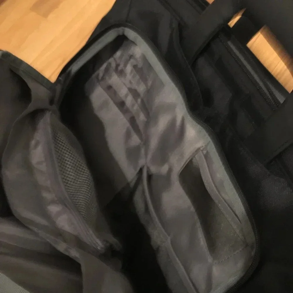 Dell Laptop Bag Fits 15 inch laptop
